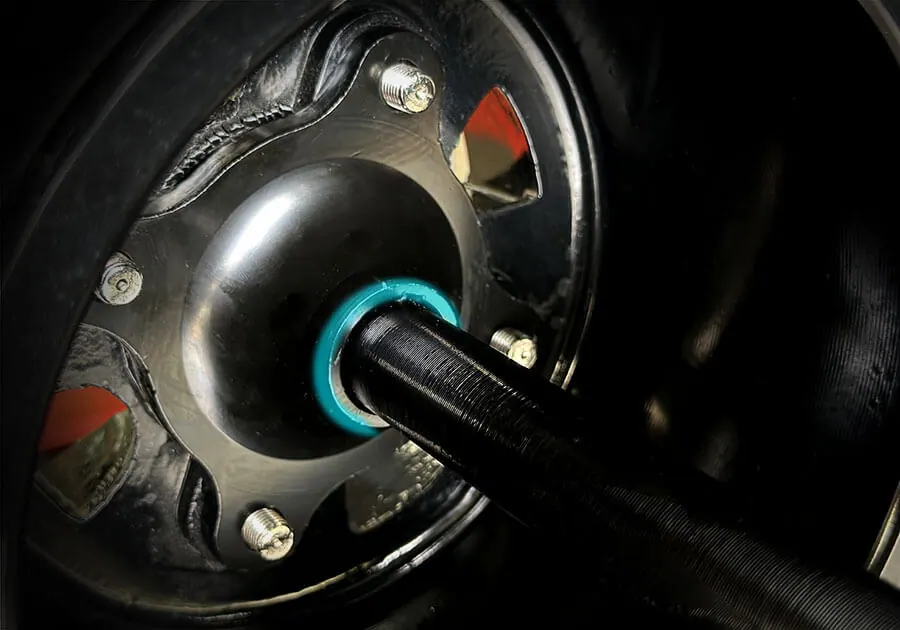 COMMANDER 150 XCROSS Spline Lock ระบบล็อคเพลาด้วยลิ่มสลัก