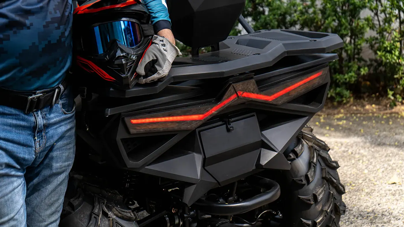STRIKER 420L EPS 4x4 PRECISE CONTROL