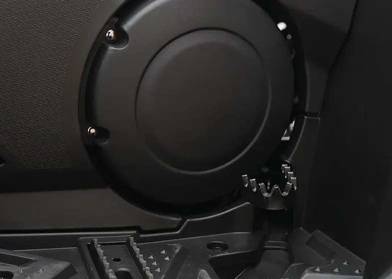 XWOLF 700L EPS 4x4 เบรกเท้า